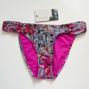 Quintsoul Floral Print Low Rise Retro Ruched Hips NWT Small Blue Hue Lined Pink